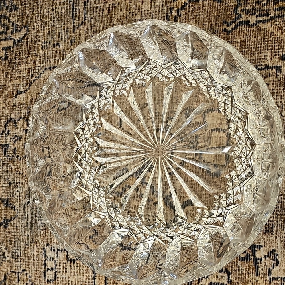 SALE! Vintage Crystal Serving Bowl - Picture 3 of 11